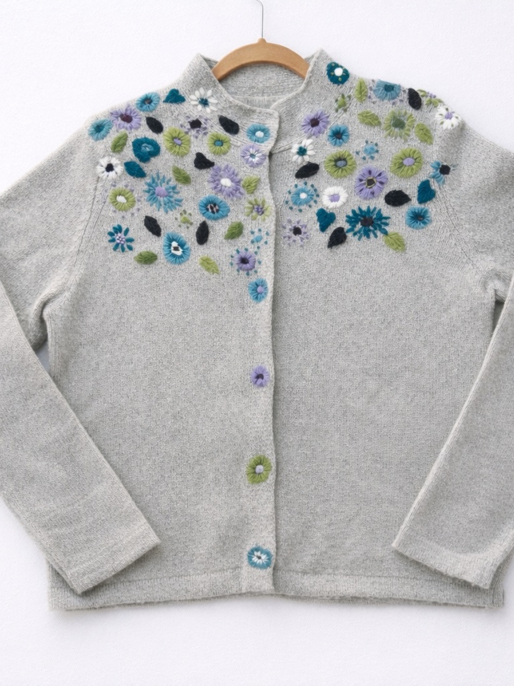 Y2K Floral Embroidered Cardigan Silk Wool Cottagecore Soft Girl Sweater L